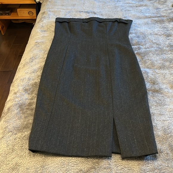 Louden wool lined strapless dress and jacket - Picture 4 of 16